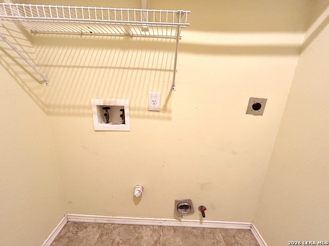 8807 Brae Ridge Drive Property Photo 25