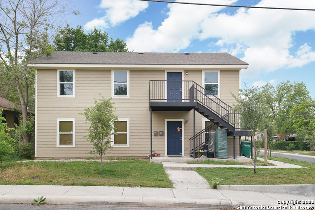 302 COOPER ST Property Photo 1