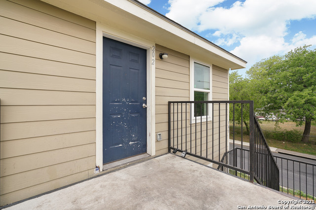 302 Cooper St Property Photo 3