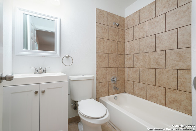 302 Cooper St Property Photo 11