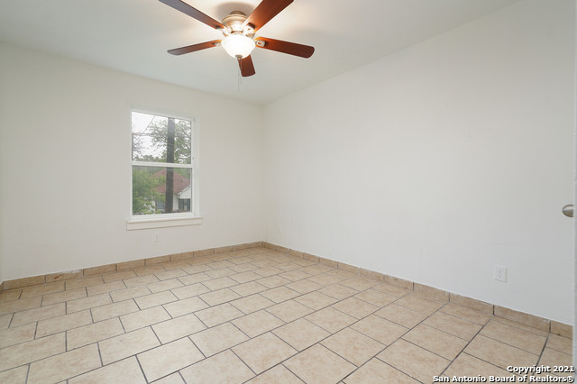 302 Cooper St Property Photo 13