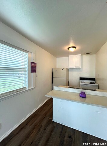 7115 Glen Ter Property Photo 4