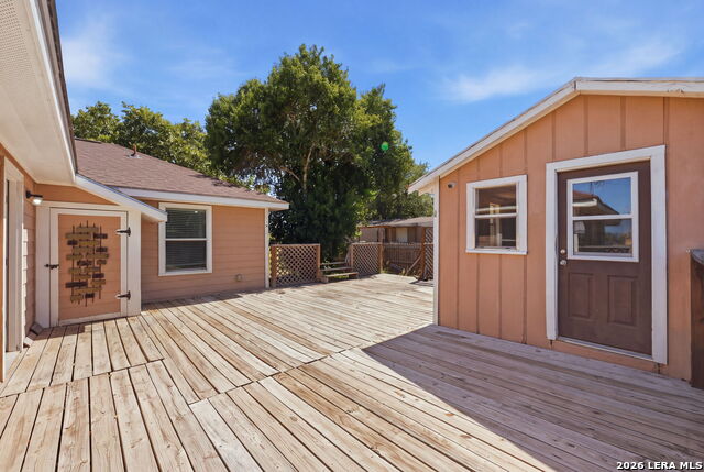 251 Avenue J Property Photo 25