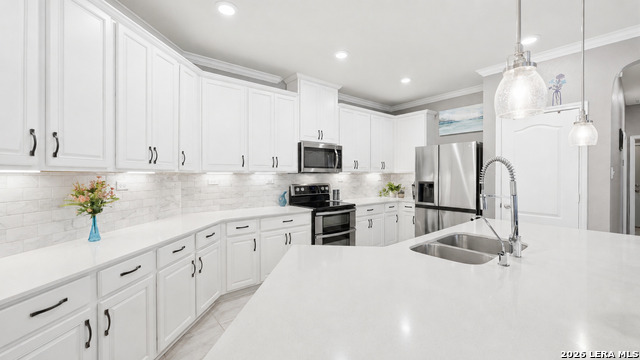 2070 Shire Meadows Property Photo 14