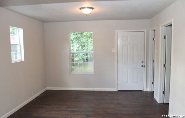 614 Harriman Pl Property Photo 5