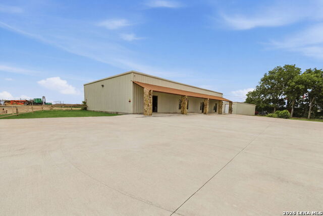 10581 Duncan Pl Property Photo 4