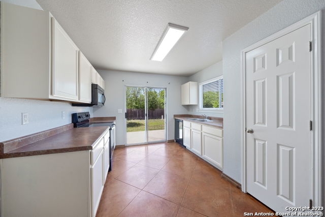 9227 Dublin Moor Property Photo 10