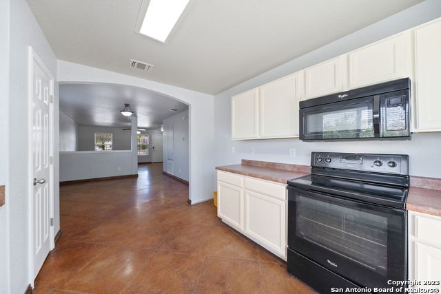 9227 Dublin Moor Property Photo 12