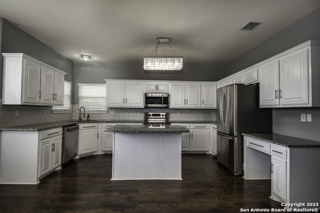 6527 Ithaca Falls Property Photo 3