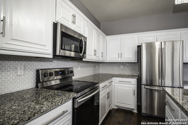 6527 Ithaca Falls Property Photo 6