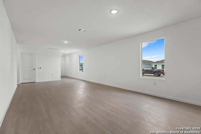 1003 Beck Terrace Property Photo 8