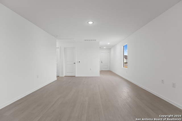 1003 Beck Terrace Property Photo 9