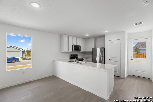1003 Beck Terrace Property Photo 11