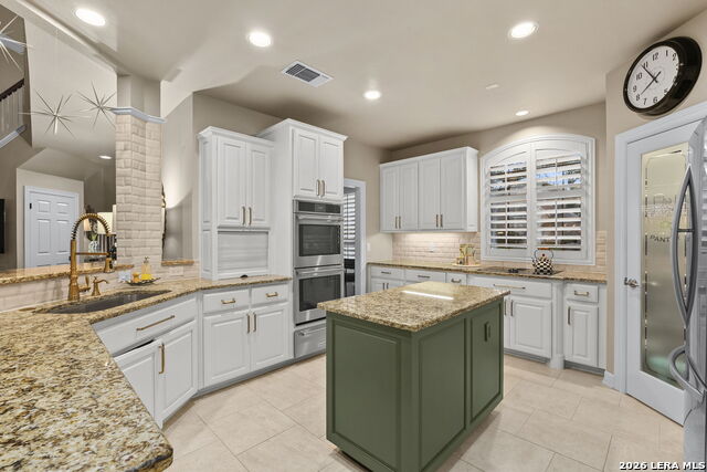 2302 Blackoak Bnd Property Photo 16