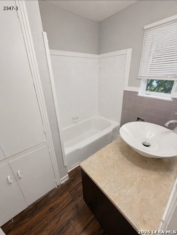 2331 Cincinnati Property Photo 8