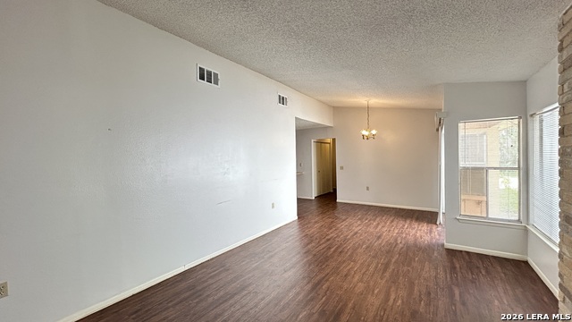 9633 Ivy Bend St Property Photo 4