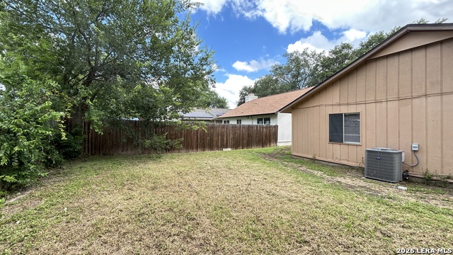 9633 Ivy Bend St Property Photo 27