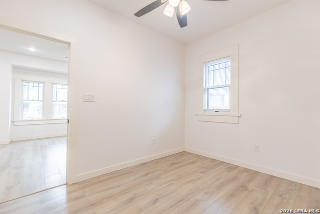 1010 Burnet St Property Photo 23