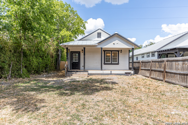 1010 Burnet St Property Photo 36