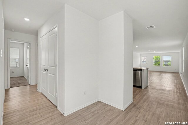 5458 Daphne Path Property Photo 3