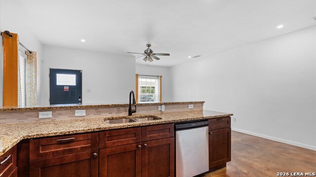 906 Gulf Property Photo 7