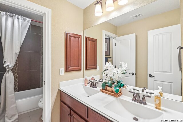 28718 Front Gate Property Photo 27