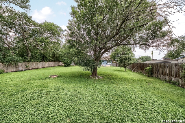 105 Sky Country Dr Property Photo 48