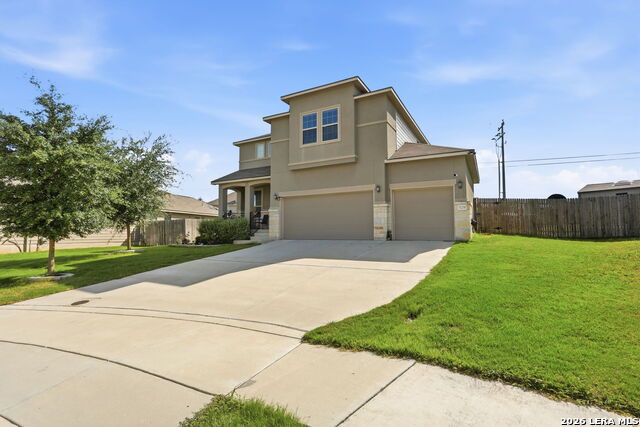 529 Saddle Gln Property Photo 2
