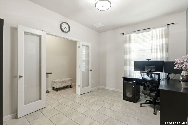 529 Saddle Gln Property Photo 6