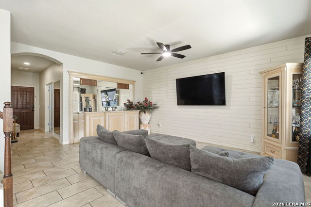 529 Saddle Gln Property Photo 7