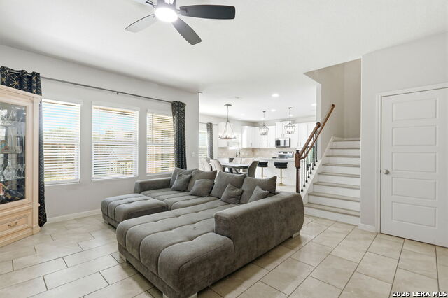 529 Saddle Gln Property Photo 9