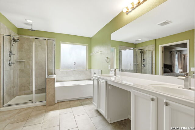 529 Saddle Gln Property Photo 21