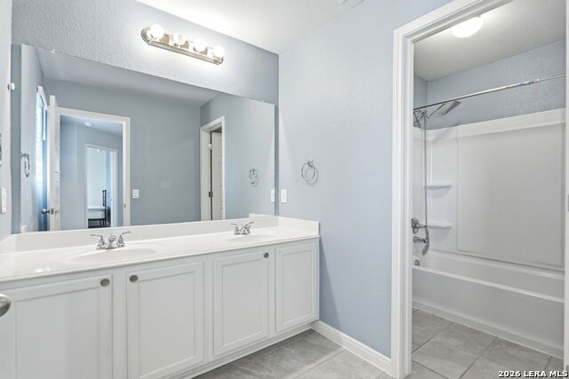 529 Saddle Gln Property Photo 27