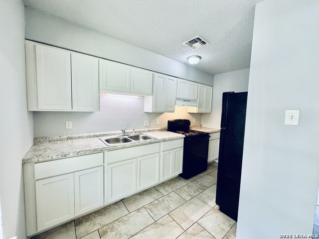 1417 W Olmos Dr Property Photo 3