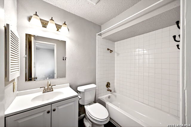 5726 Timber Bnd Property Photo 14