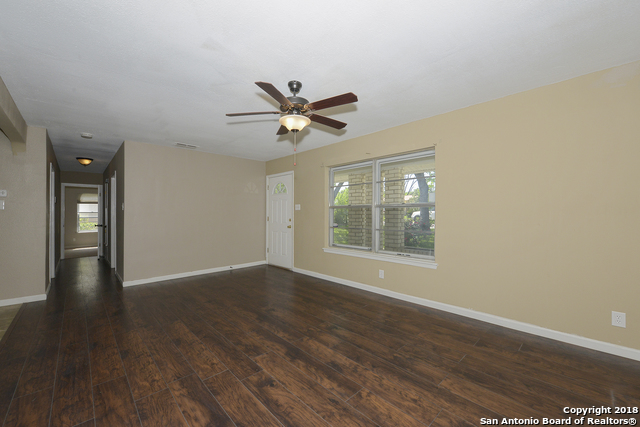 1214 Kenrock St Property Photo 12