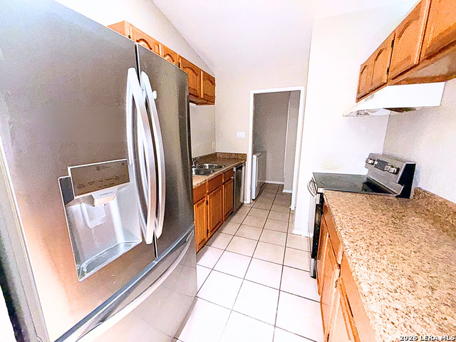 14425 Waddesdon Bluff Property Photo 3