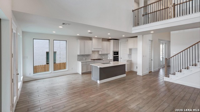 4206 Mountain Ash Property Photo 4