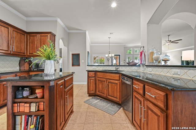 114 Drury Ln Property Photo 8
