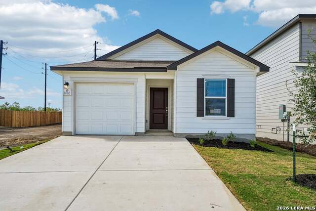 1010 Tranchet Trail Property Photo 2