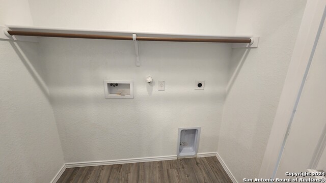 2815 Charpak Dr Property Photo 7