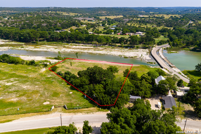 129 Old Ingram Loop Property Photo 26