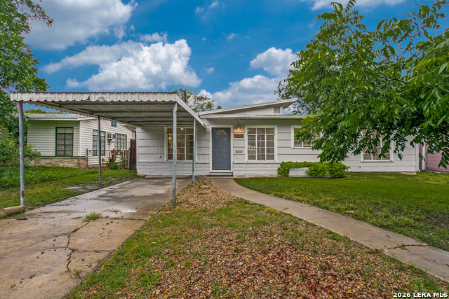 707 Sumner Dr Property Photo 1