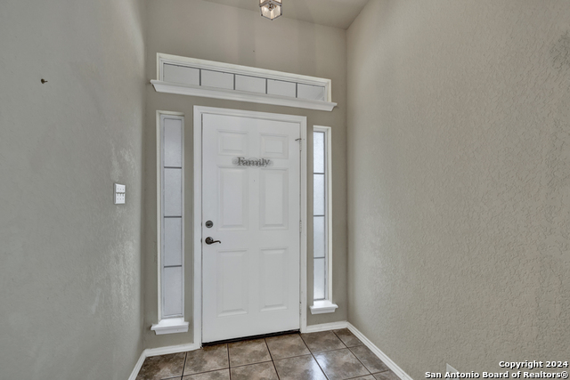 2418 Fayette Dr Property Photo 6