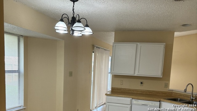 3319 Tree Grove Dr Property Photo 17