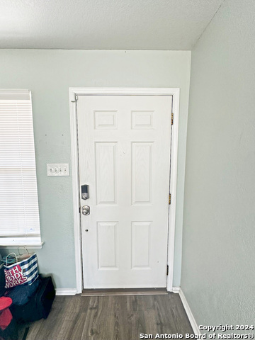 11358 Victory Cavern Property Photo 3