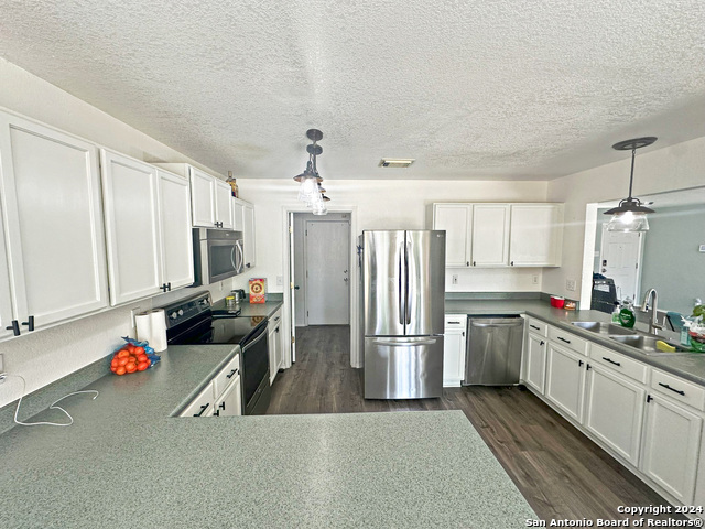 11358 Victory Cavern Property Photo 8