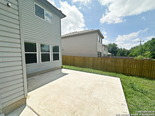 11358 Victory Cavern Property Photo 22