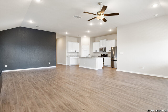 7654 Granger Cv Property Photo 6