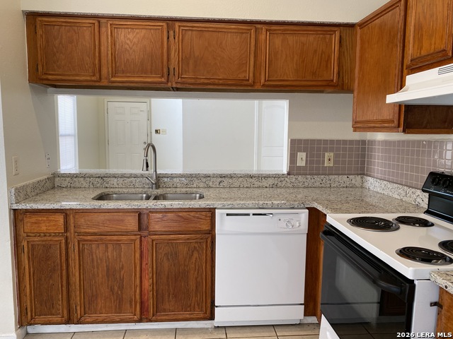 9943 Echo Plain Dr Property Photo 8